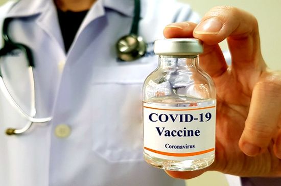 牛津大学招募上万疫苗志愿受试者。