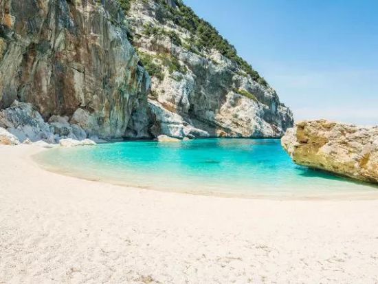 意大利最美海滩在撒丁岛 50个全球最美海滩中排名第二