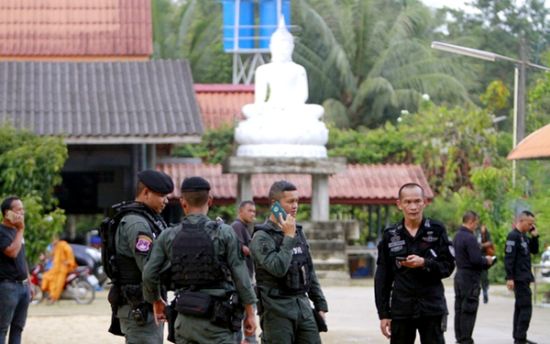 泰国军警对枪击案展开调查。