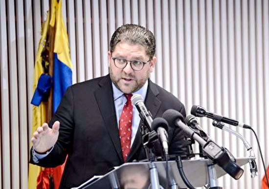 2月21日，美国首都华盛顿，委内瑞拉反对派驻华盛顿特使高级助理古斯塔沃‧马尔卡诺（Gustavo