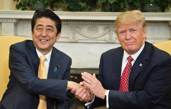 日本首相安倍晋三和美国总统特朗普。