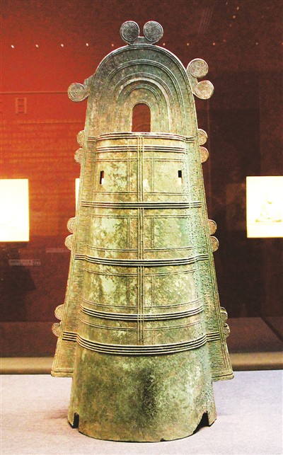 突线钮铜铎，弥生时代后期（公元1-3世纪），日本东京国立博物馆藏